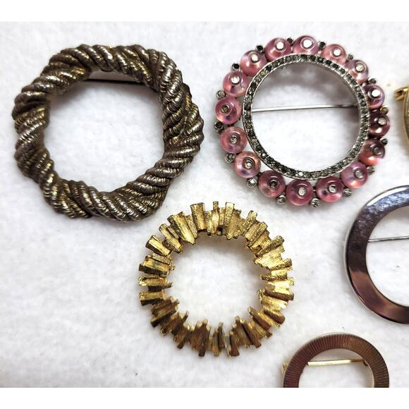 Wreath Circle Brooch Pin Lot 6 Pc Vtg 60s 70s 80s Silvertone Goldtone Minimalist - Picture 5 of 6